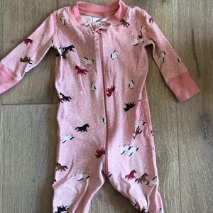 Hanna Andersson (60) pjs 6-9 mo